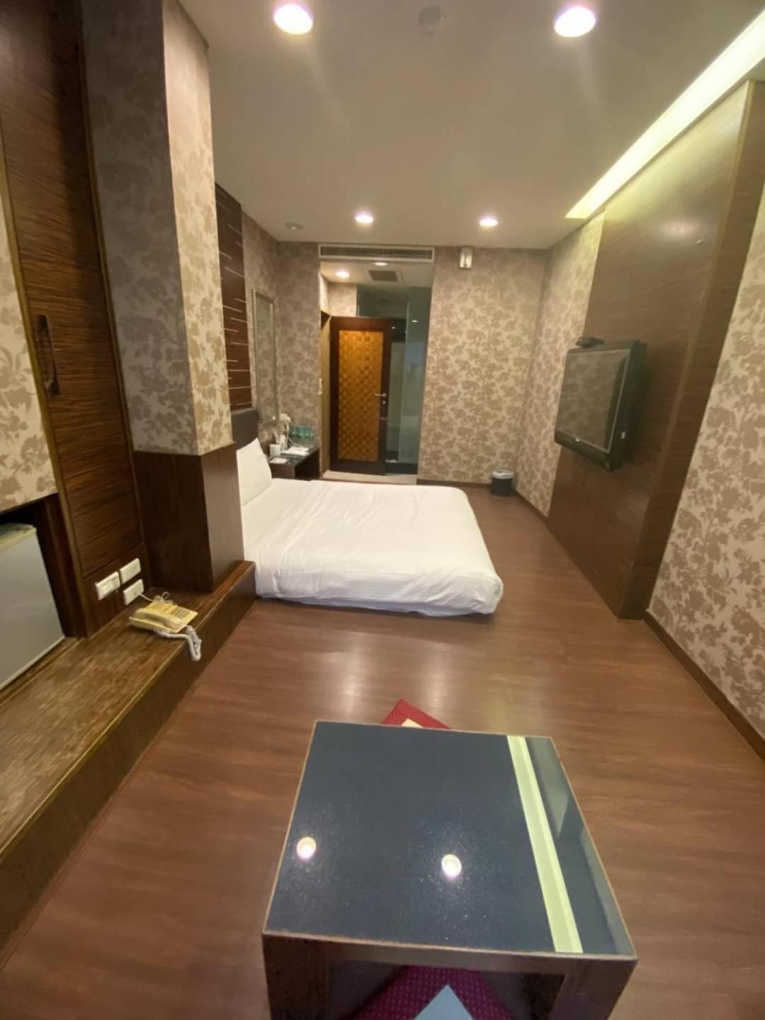 Love Hotel Pingtung エクステリア 写真
