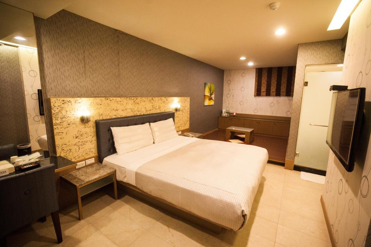 Love Hotel Pingtung エクステリア 写真